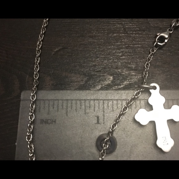 James Avery Cross w/ medium rope chain - Picture 7 of 8